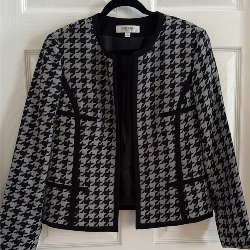 Jones New York Black and Gray Houndstooth Open-Front Blazer